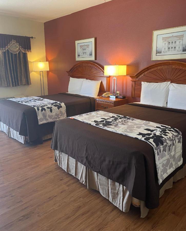 Relax Inn Dilley Ngoại thất bức ảnh